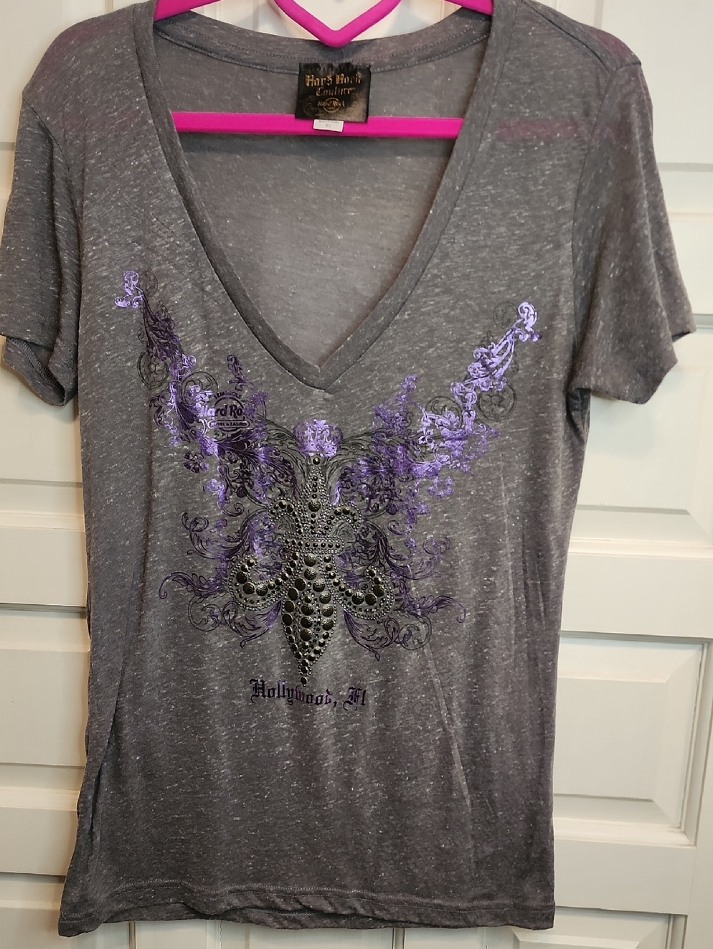 Hard Rock Couture Women's Gray V-Neck Graphic Tee with Purple Accent